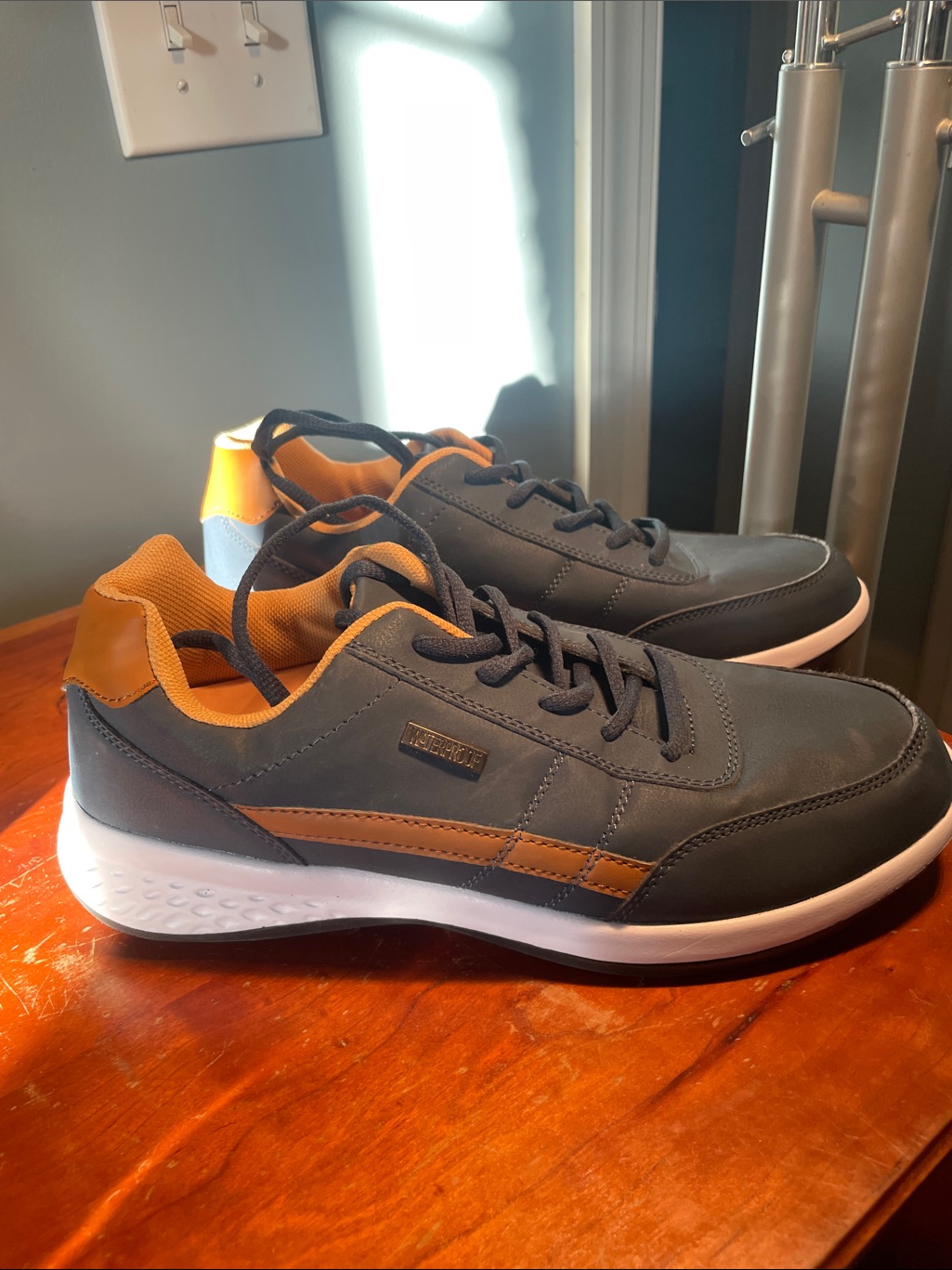 Men's Casual Lace-Up Sneakers In Blue/Gray And Tan Size 44